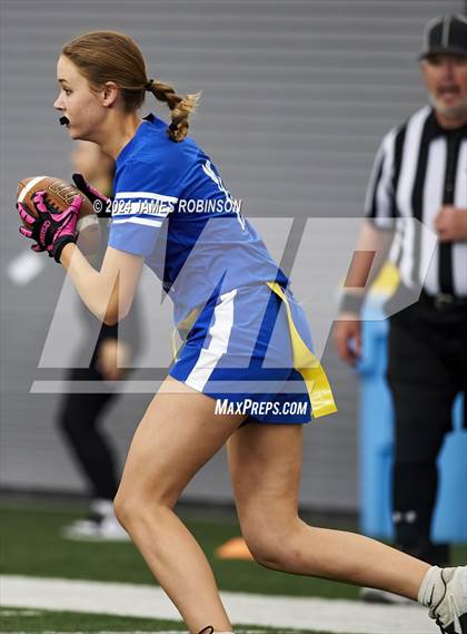 Thumbnail 2 in Bartram Trail vs Oakleaf (Jaguars Preseason Classic) photogallery.