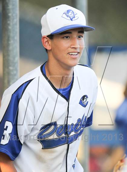 Thumbnail 3 in Clay vs. Creekside photogallery.