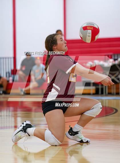 Thumbnail 2 in Collinsville photogallery.