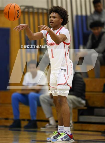 Thumbnail 1 in Eaglecrest vs Rocky Mountain (Cherry Creek High School) photogallery.