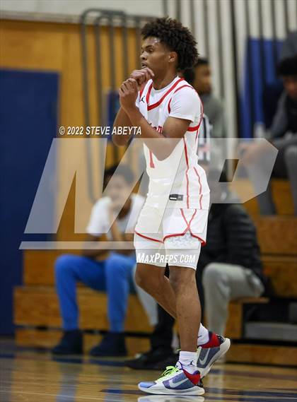 Thumbnail 3 in Eaglecrest vs Rocky Mountain (Cherry Creek High School) photogallery.