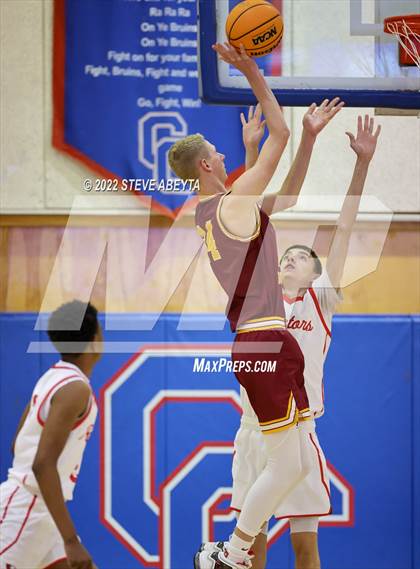Thumbnail 3 in Eaglecrest vs Rocky Mountain (Cherry Creek High School) photogallery.