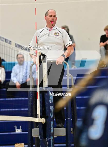 Thumbnail 2 in Valor vs Ralston Valley photogallery.