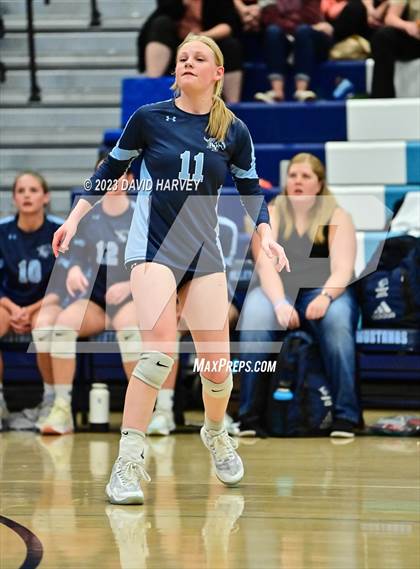 Thumbnail 1 in Valor vs Ralston Valley photogallery.