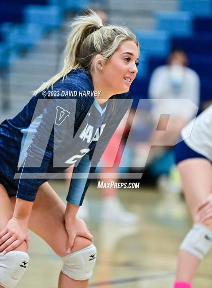 Thumbnail 1 in Valor vs Ralston Valley photogallery.