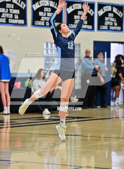Thumbnail 1 in Valor vs Ralston Valley photogallery.