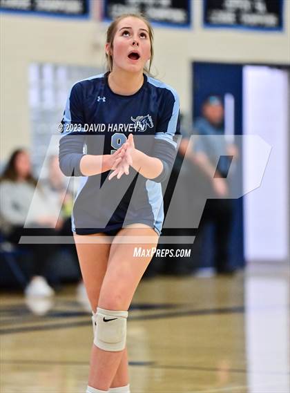 Thumbnail 3 in Valor vs Ralston Valley photogallery.