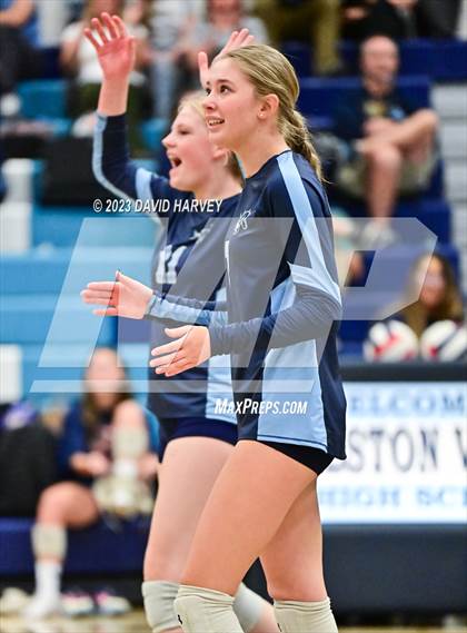 Thumbnail 2 in Valor vs Ralston Valley photogallery.