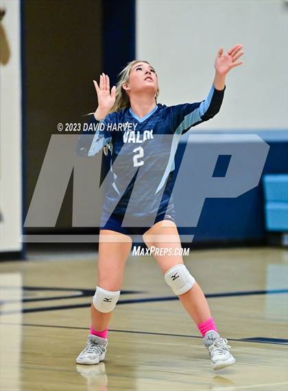 Thumbnail 3 in Valor vs Ralston Valley photogallery.