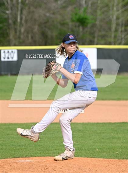 Thumbnail 1 in Two Rivers vs Dover (3A-5 District 1st round) photogallery.