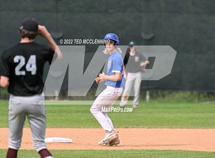 Thumbnail 3 in Two Rivers vs Dover (3A-5 District 1st round) photogallery.
