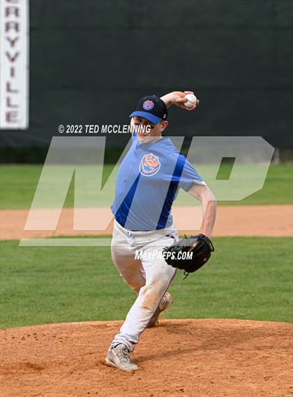 Thumbnail 3 in Two Rivers vs Dover (3A-5 District 1st round) photogallery.