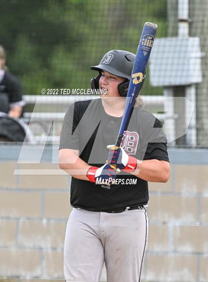 Thumbnail 1 in Two Rivers vs Dover (3A-5 District 1st round) photogallery.