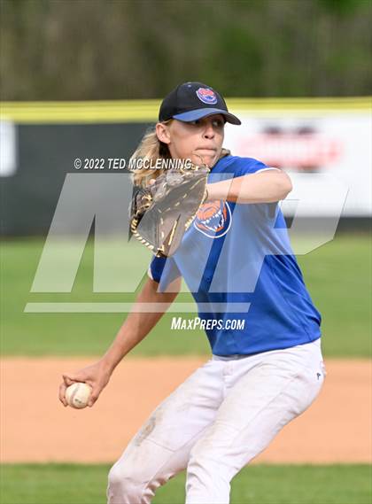 Thumbnail 1 in Two Rivers vs Dover (3A-5 District 1st round) photogallery.
