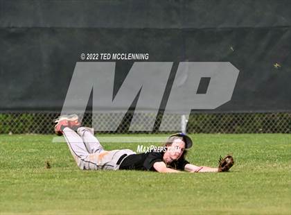 Thumbnail 1 in Two Rivers vs Dover (3A-5 District 1st round) photogallery.