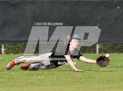 Thumbnail 3 in Two Rivers vs Dover (3A-5 District 1st round) photogallery.