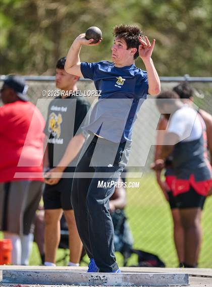 Thumbnail 2 in Spartan Relays (Shot Put) photogallery.