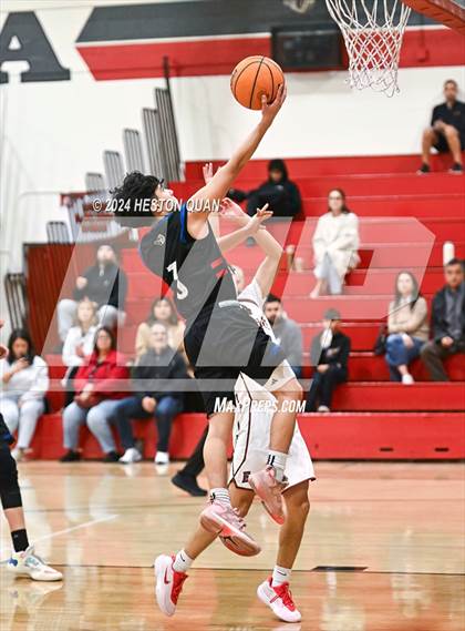 Thumbnail 2 in Los Altos vs. Esperanza (Savanna Tournament) photogallery.