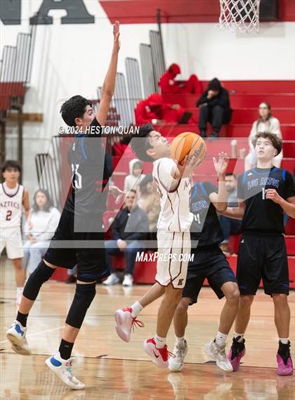 Thumbnail 3 in Los Altos vs. Esperanza (Savanna Tournament) photogallery.