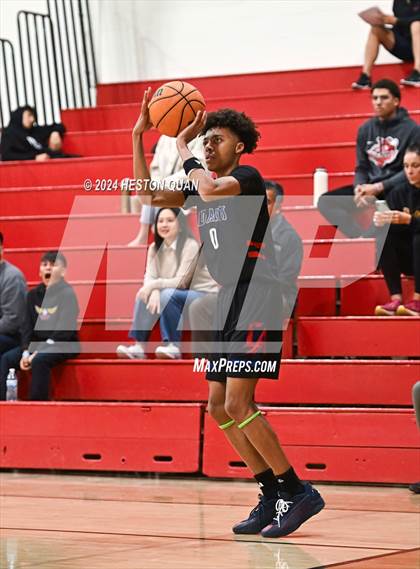 Thumbnail 2 in Los Altos vs. Esperanza (Savanna Tournament) photogallery.