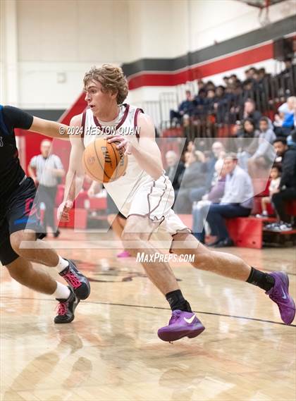 Thumbnail 1 in Los Altos vs. Esperanza (Savanna Tournament) photogallery.