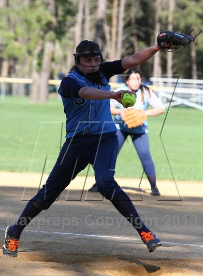 Thumbnail 2 in Shawnee vs Kingsway photogallery.