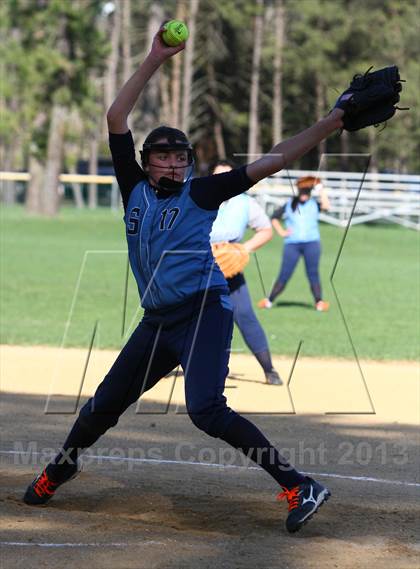 Thumbnail 3 in Shawnee vs Kingsway photogallery.