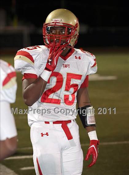 Thumbnail 1 in Taft @ Granada Hills photogallery.