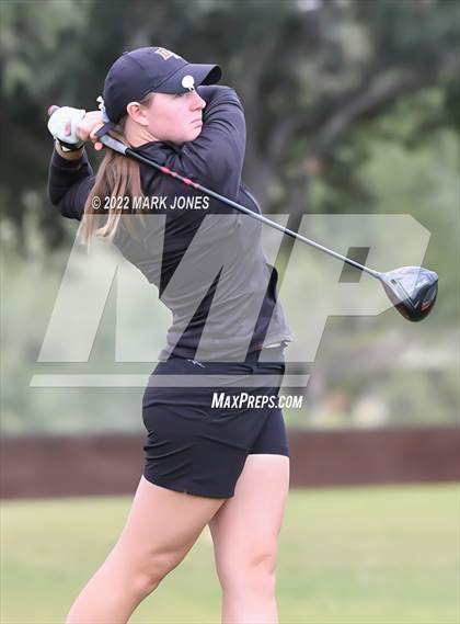 Thumbnail 2 in AIA DII Girls State Golf Championships photogallery.