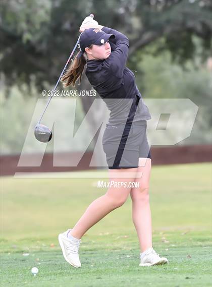 Thumbnail 2 in AIA DII Girls State Golf Championships photogallery.