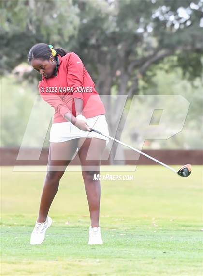 Thumbnail 2 in AIA DII Girls State Golf Championships photogallery.
