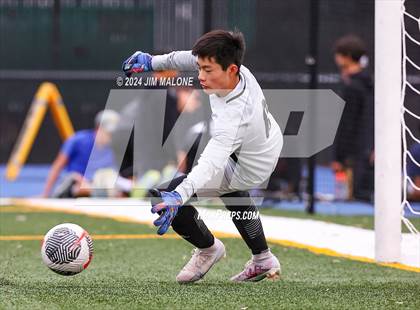 Thumbnail 1 in Burlingame @ Carlmont photogallery.