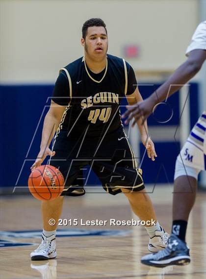 Thumbnail 3 in San Marcos vs. Seguin photogallery.