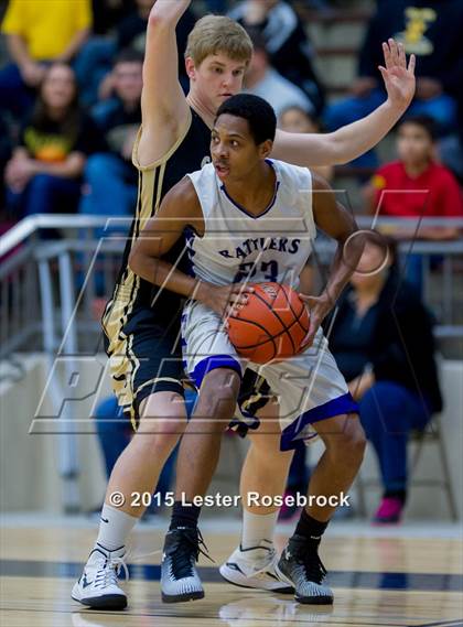 Thumbnail 3 in San Marcos vs. Seguin photogallery.