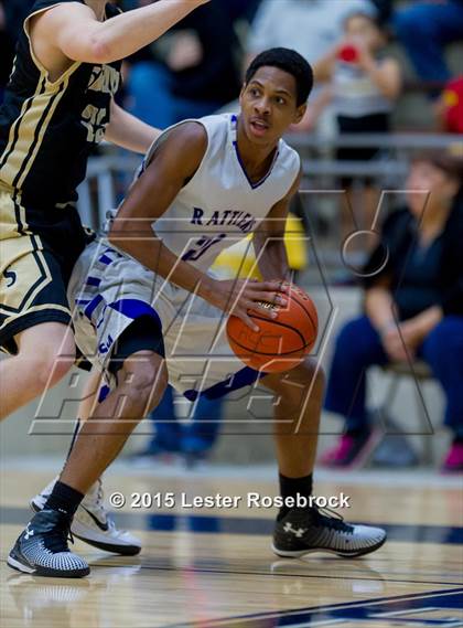Thumbnail 2 in San Marcos vs. Seguin photogallery.