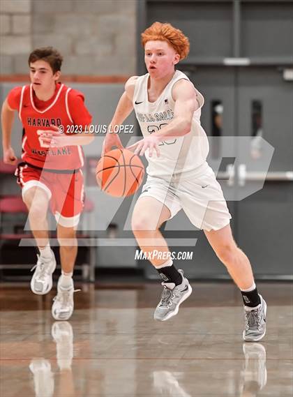 Thumbnail 2 in De La Salle vs. Harvard-Westlake (Nike Extravaganza) photogallery.