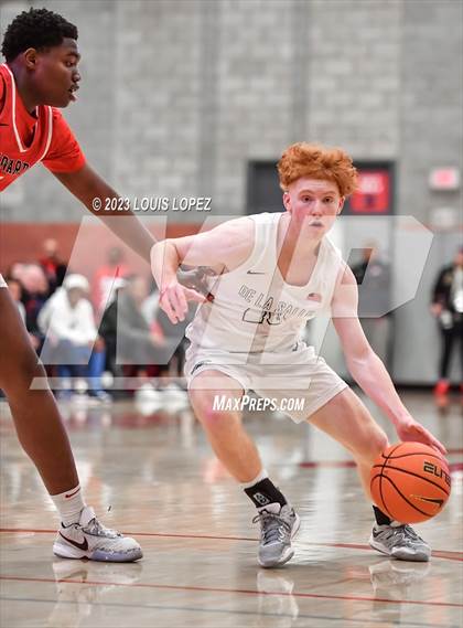 Thumbnail 1 in De La Salle vs. Harvard-Westlake (Nike Extravaganza) photogallery.