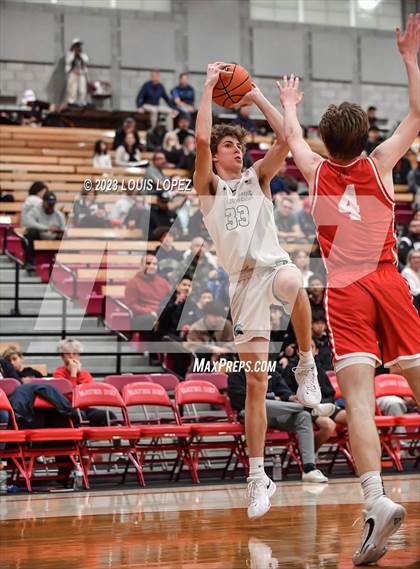 Thumbnail 2 in De La Salle vs. Harvard-Westlake (Nike Extravaganza) photogallery.