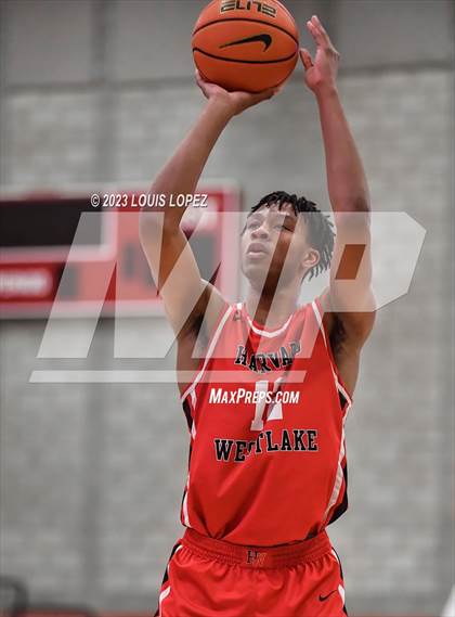 Thumbnail 3 in De La Salle vs. Harvard-Westlake (Nike Extravaganza) photogallery.