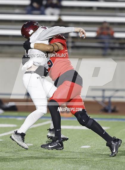 Thumbnail 1 in Glendora vs. Claremont photogallery.