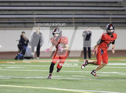 Thumbnail 2 in Glendora vs. Claremont photogallery.