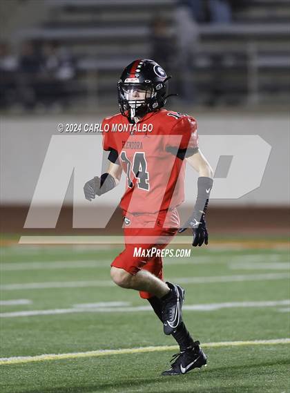 Thumbnail 2 in Glendora vs. Claremont photogallery.