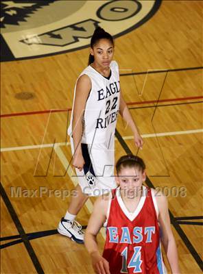 Thumbnail 2 in Eagle River vs. East photogallery.