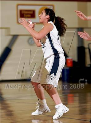 Thumbnail 1 in Eagle River vs. East photogallery.