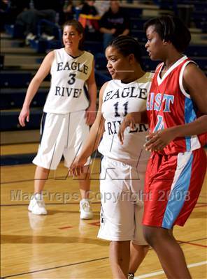 Thumbnail 1 in Eagle River vs. East photogallery.