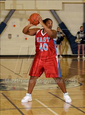 Thumbnail 3 in Eagle River vs. East photogallery.