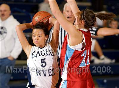 Thumbnail 1 in Eagle River vs. East photogallery.