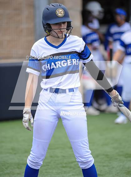 Thumbnail 1 in John Paul II vs. Dallas Christian photogallery.