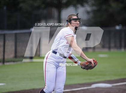 Thumbnail 3 in John Paul II vs. Dallas Christian photogallery.