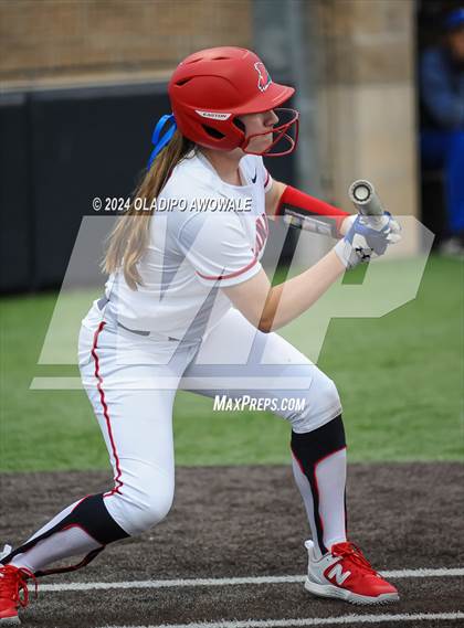 Thumbnail 3 in John Paul II vs. Dallas Christian photogallery.